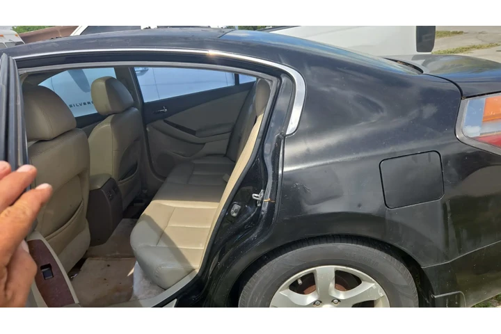 $1900 : 🚗2010 Nissan Altima, 🚗CASH🔥 image 8