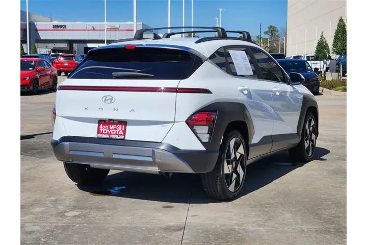 $25807 : Hyundai KONA 2024 Limited 4d image 7