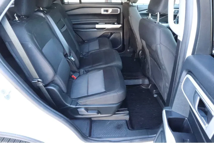 $28092 : Ford Explorer 2022 XLT 4dr S image 8