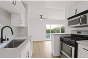 $1450 : 1Bed 1Bath Apt available in LA thumbnail