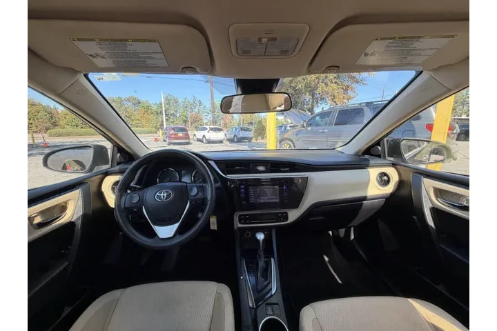 2019 Corolla L image 10