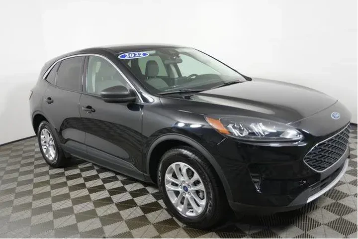 $21000 : Ford Escape 2022 AWD SE 4dr image 1