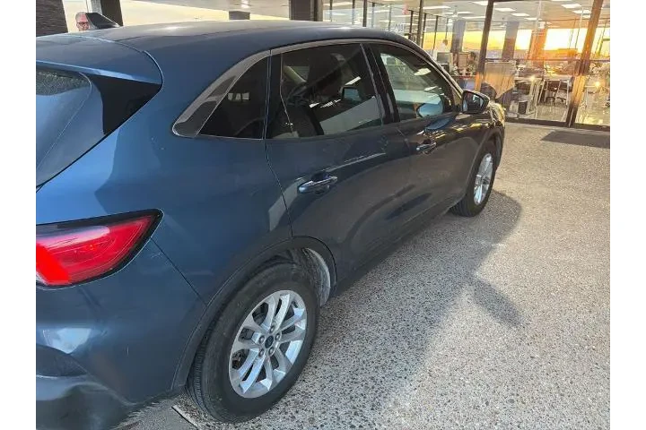 $12028 : Ford Escape 2020 SE 4dr SUV image 6