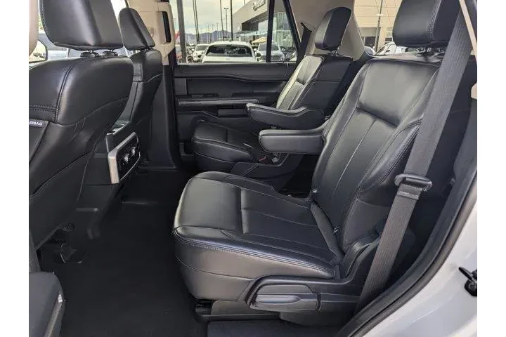 $36999 : Ford Expedition 2024 4x2 XLT image 8