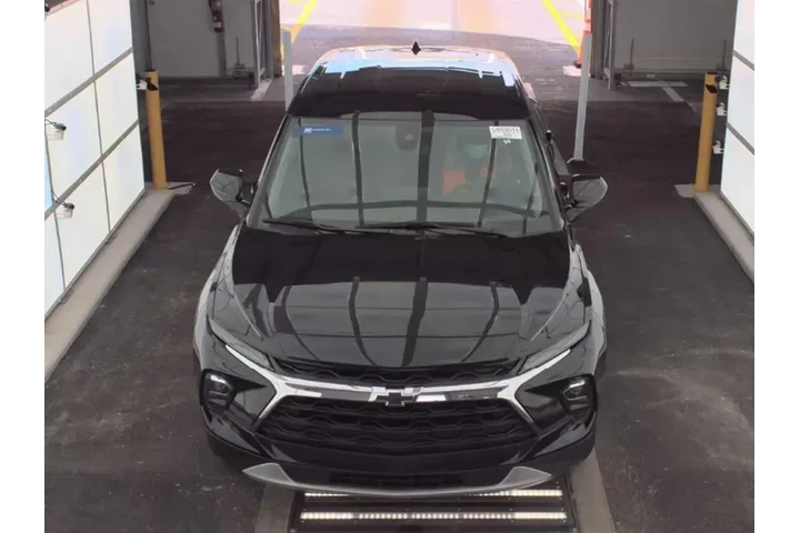 $23490 : Chevrolet Blazer 2023 LT 4dr image 2