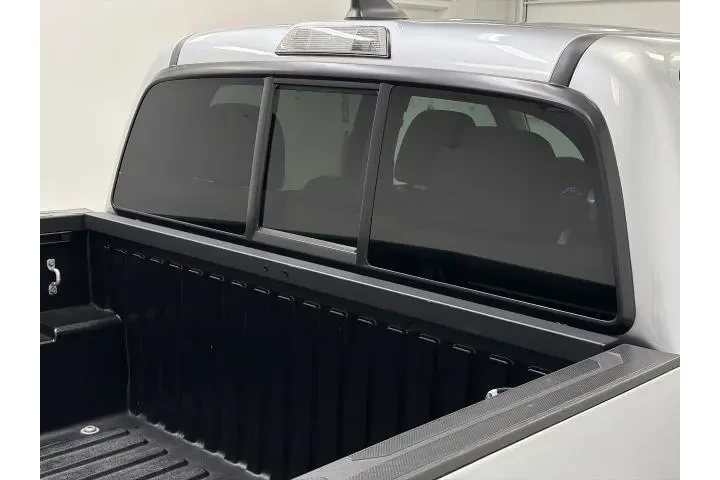 $34000 : Toyota Tacoma 2023 4x4 Trail image 8