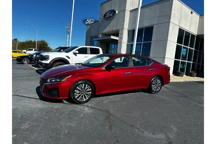 $19783 : Nissan Altima 2024 2.5 SV 4d image 8