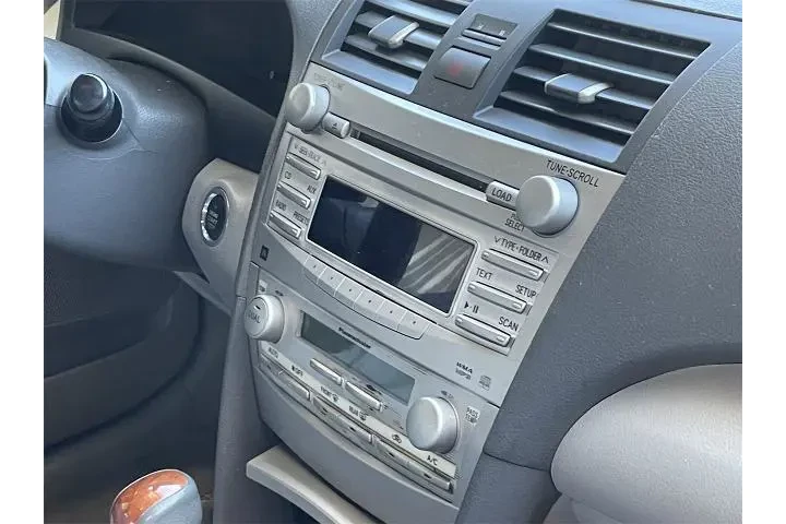 $11999 : Toyota Camry 2010 XLE 4dr Se image 8