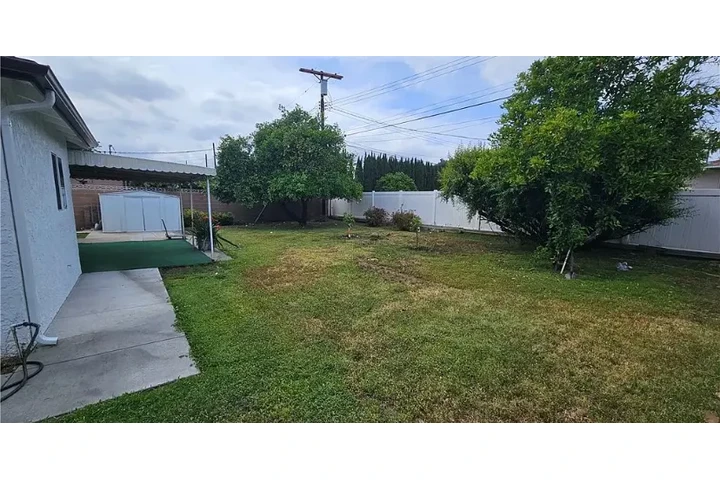 $2500 : Nice 3Bed 2Bath in South Gate image 9