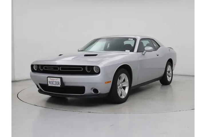 $23998 : Dodge Challenger 2023 SXT 2d image 4