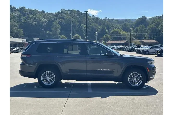 $32280 : Jeep Grand Cherokee L 2023 4 image 8