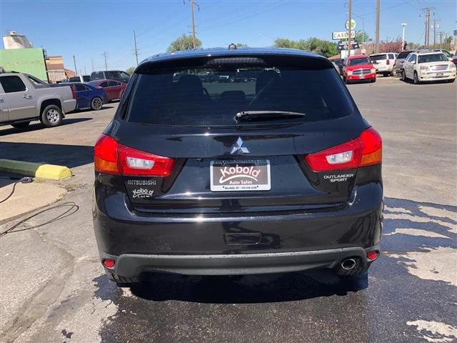 $7995 : 2015 MITSUBISHI OUTLANDER SPO image 4