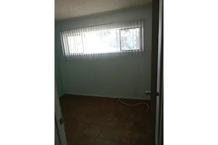 $700 : CUARTO RECAMARA image 3
