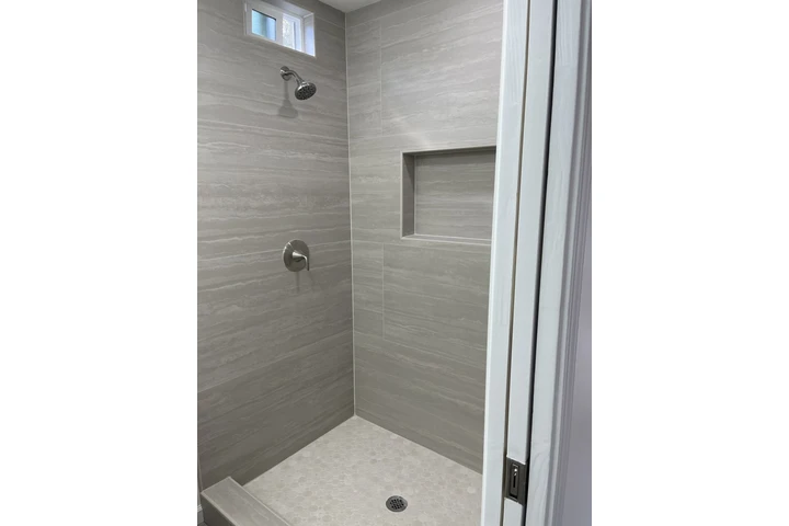 $1500 : Estudio image 4