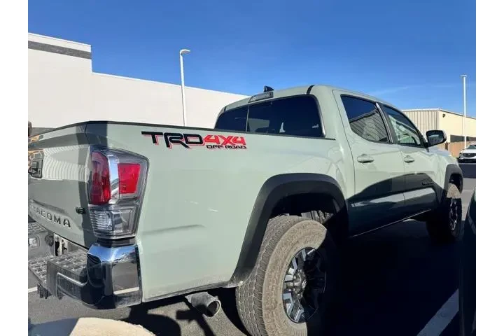 $39990 : Toyota Tacoma 2023 4x4 TRD O image 2