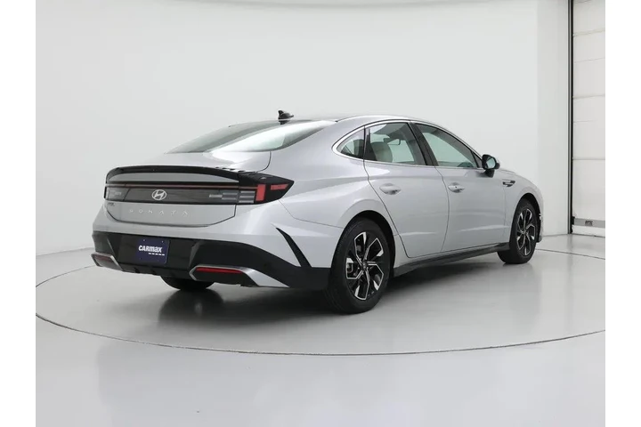 $24998 : Hyundai SONATA 2025 SEL 4dr image 8