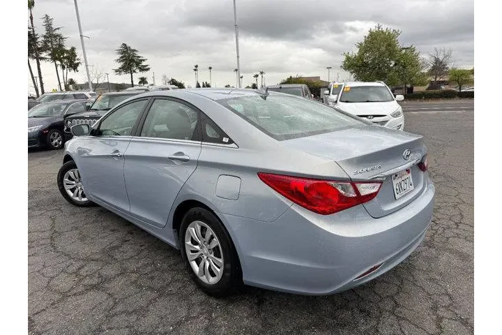 $9578 : Hyundai SONATA 2012 GLS 4dr image 5
