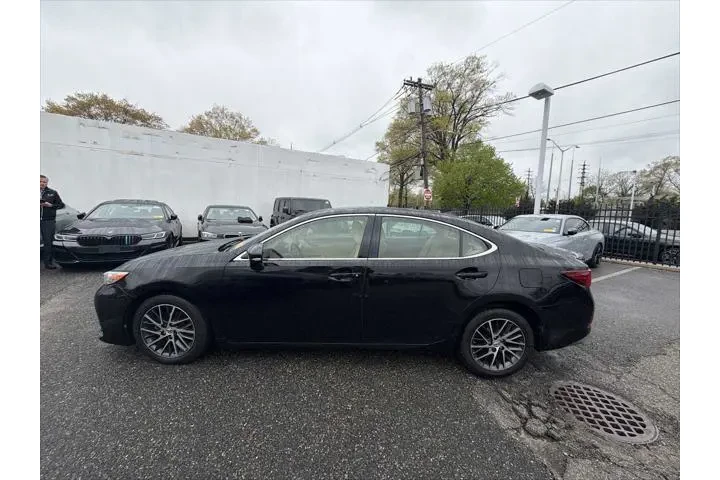 $22943 : Lexus ES 350 2016 4dr Sedan image 7