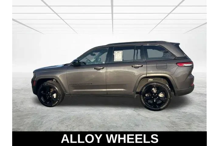 $28835 : Jeep Grand Cherokee 2023 4x2 image 8
