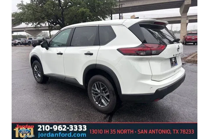 $20108 : Nissan Rogue 2024 S 4dr Cros image 4