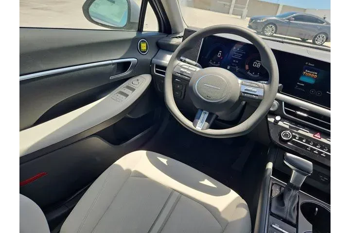 $23745 : Hyundai SONATA 2025 SE 4dr S image 8