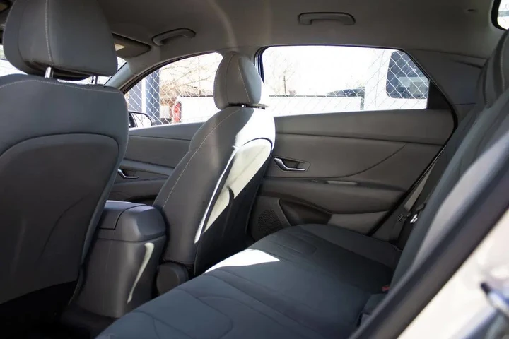 $16995 : 2021 ELANTRA image 9