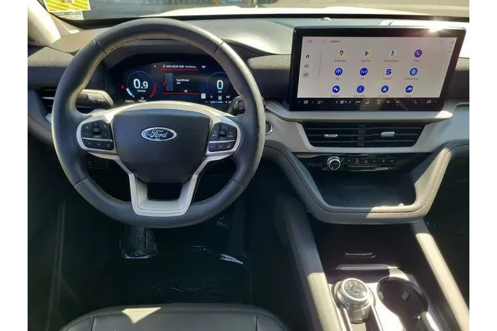 $37988 : Ford Explorer 2025 Active 4d image 4