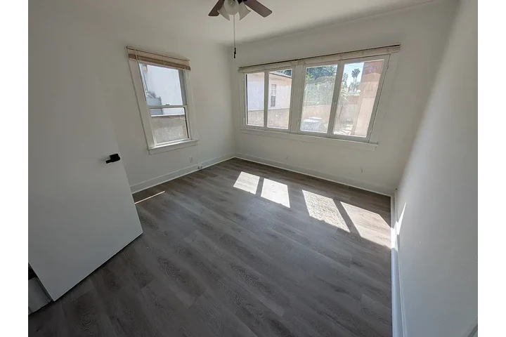 $2800 : 3bed house available for rent image 1