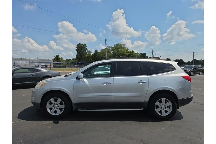 $7750 : 2012 Traverse LT AWD image 2