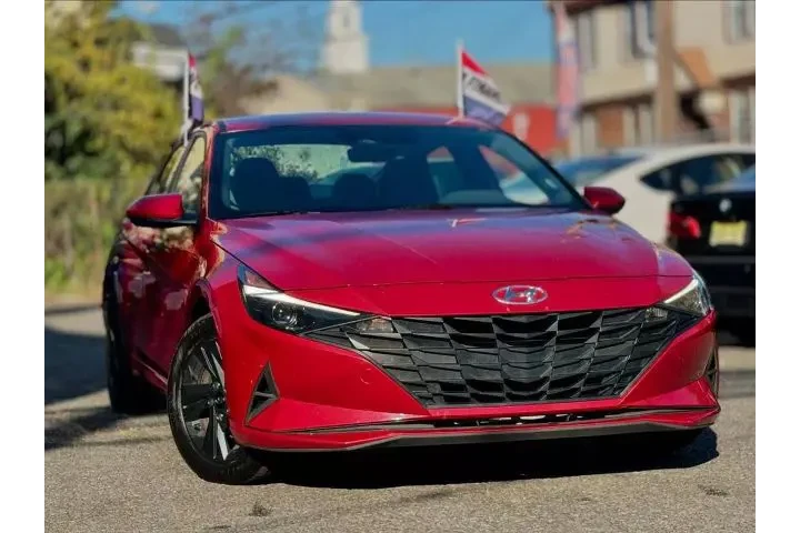 2023 HYUNDAI ELANTRA2023 HYUN image 4
