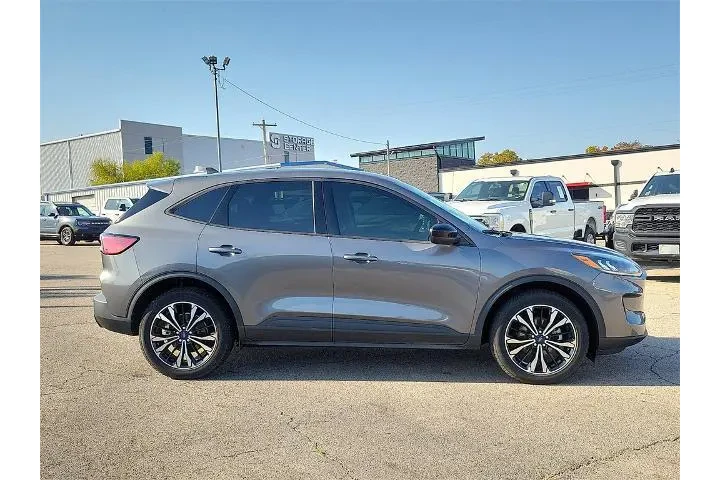 $20217 : Ford Escape 2021 AWD SE 4dr image 6