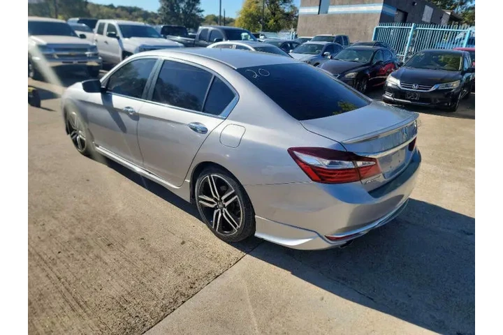 $13500 : 2016 Accord Sport image 10