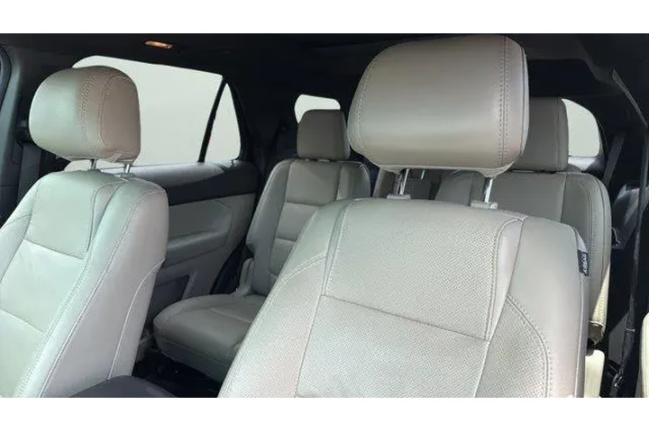 $14364 : Ford Explorer 2015 Limited 4 image 9