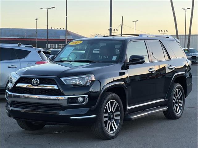 2014 Toyota 4Runner Limited S image 2