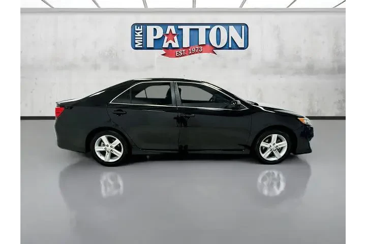 $13119 : Toyota Camry 2013 SE 4dr Sed image 8