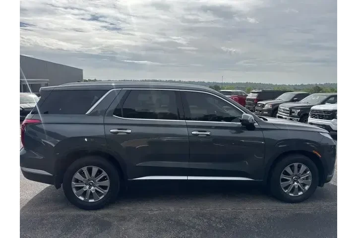 $31990 : Hyundai PALISADE 2023 SEL 4d image 7