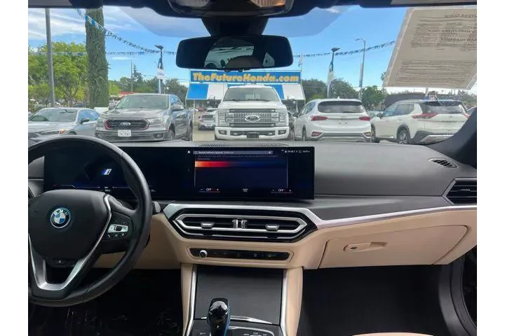 $32988 : BMW i4 2023 eDrive35 Gran Co image 7