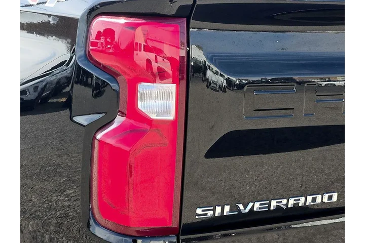 $37992 : Chevrolet Silverado 1500 202 image 10