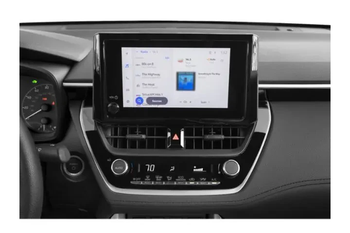 $29990 : Toyota Corolla Cross Hybrid image 10