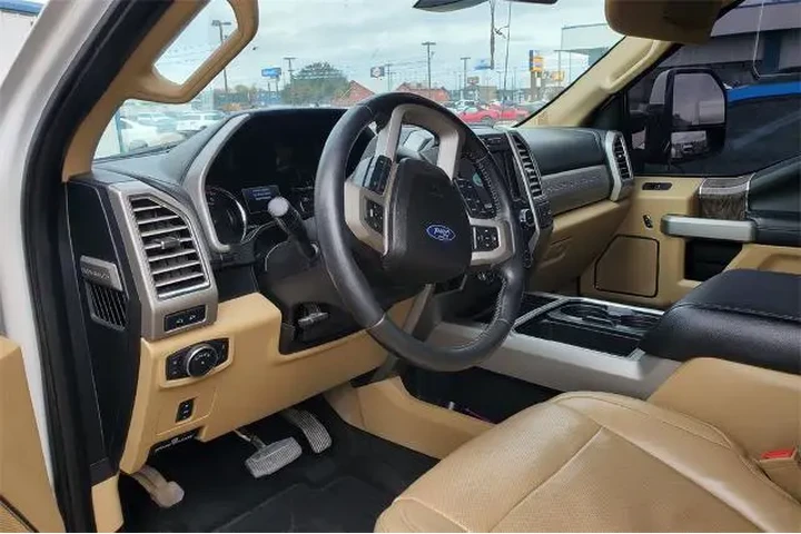 $32995 : Ford F-350 Super Duty 2017 4 image 10