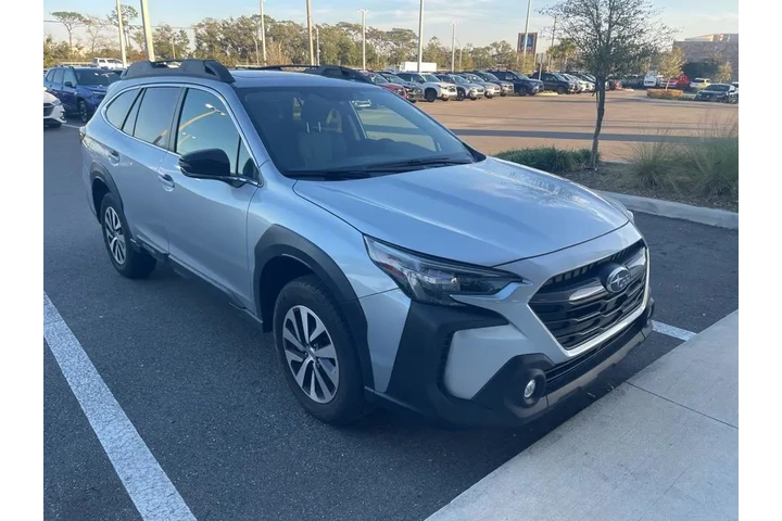 $26752 : Subaru Outback 2024 AWD Prem image 3
