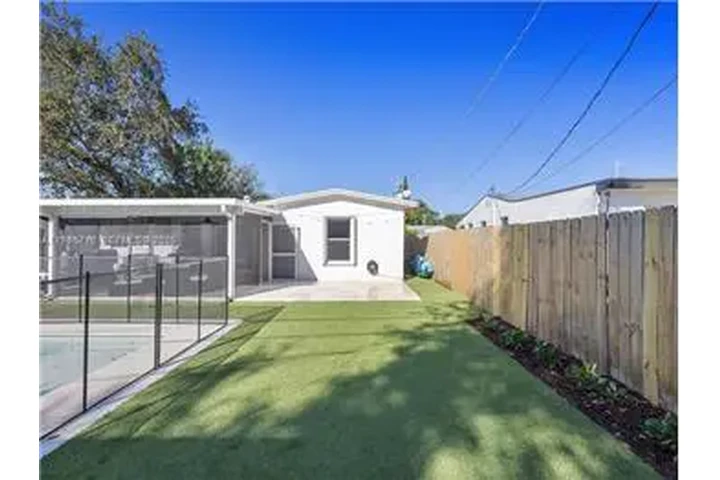 $5450 : Rental property with 4 bedro image 6