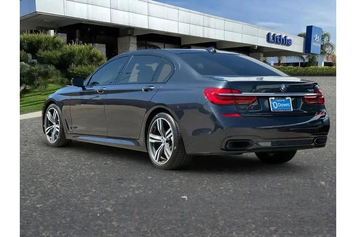 $19599 : BMW 7 Series 2019 740i 4dr S image 5
