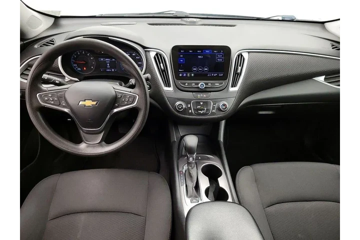 $18998 : Chevrolet Malibu 2023 LS 4dr image 9