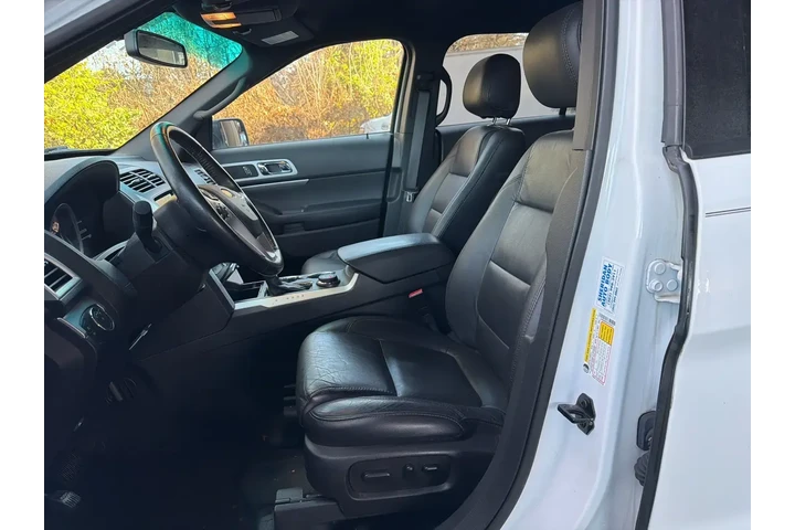 $11995 : Ford Explorer 2015 AWD XLT 4 image 9