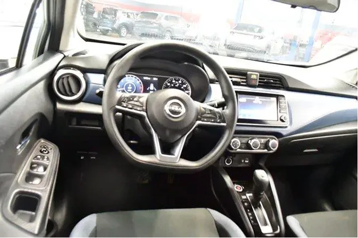 $17994 : Nissan Versa 2025 SV 4dr Sed image 8