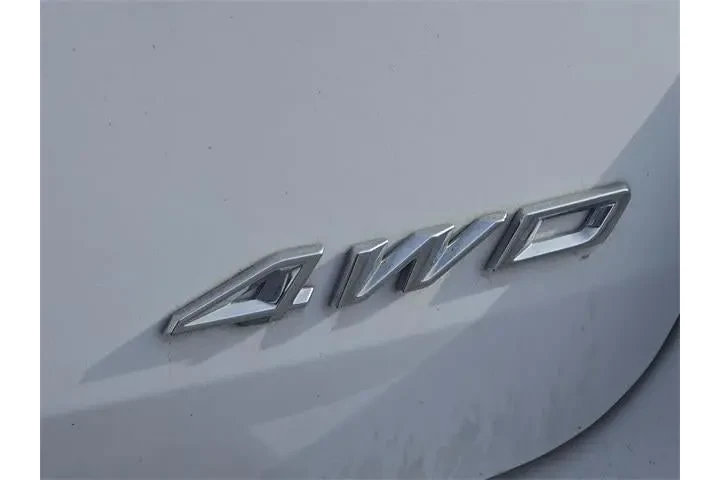 $29986 : Ford Explorer 2021 AWD XLT 4 image 4