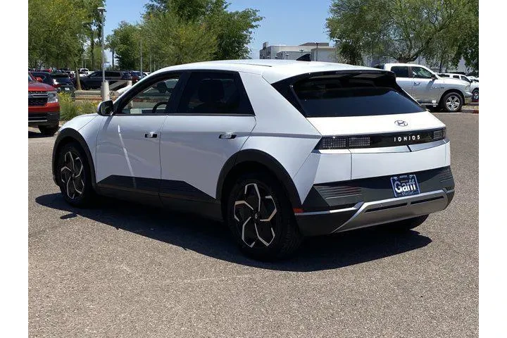 $26499 : Hyundai IONIQ 5 2022 SE 4dr image 5
