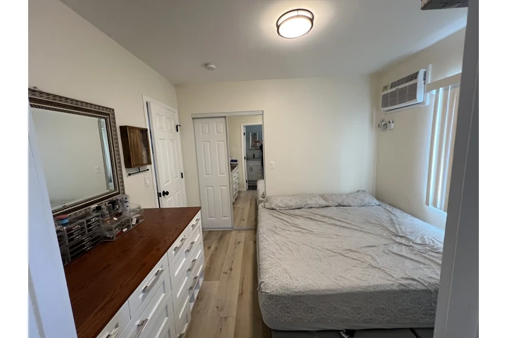 $1000 : Recámara con baño propio image 9