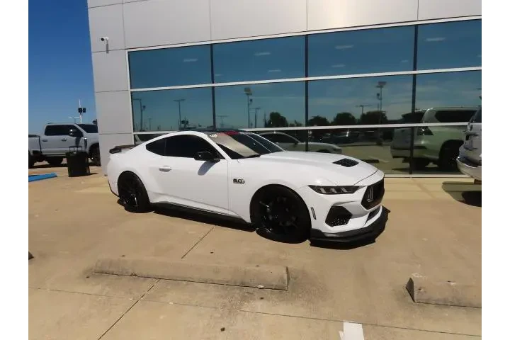 $37999 : Ford Mustang 2024 GT 2dr Fas image 7